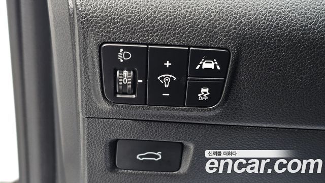 Kia K5 (III) 2.0 Prestige 2021 — фото 14