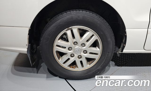 Hyundai Grand Starex Van 5-Seater Modern 2019 — фото 5