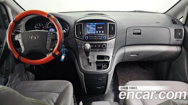 Hyundai Grand Starex Van 5-Seater Modern 2019 — фото 7