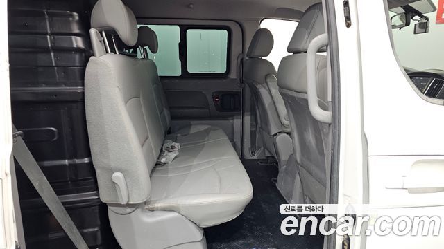 Hyundai Grand Starex Van 5-Seater Modern 2019 — фото 12