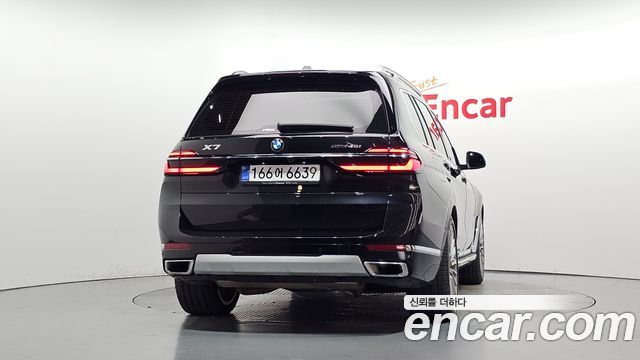 BMW X7 (G07) xDrive 40i Design Pure Excellence 6-Seater 2024 — фото 4