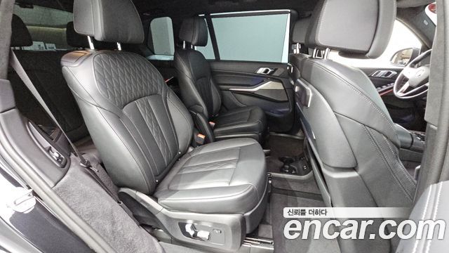 BMW X7 (G07) xDrive 40i Design Pure Excellence 6-Seater 2024 — фото 12
