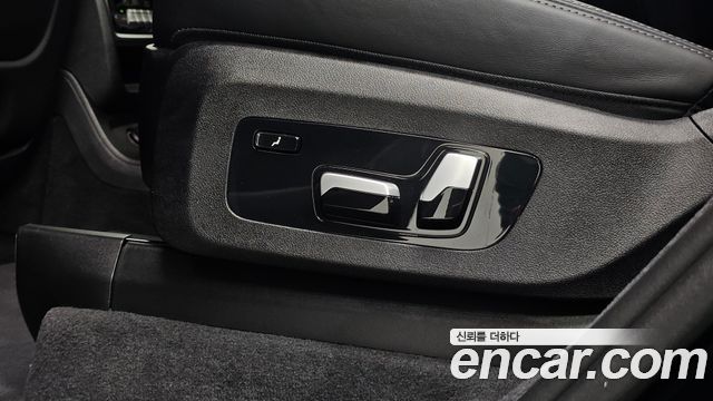 BMW X7 (G07) xDrive 40i Design Pure Excellence 6-Seater 2024 — фото 34