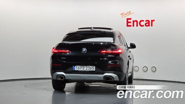 BMW X4 (G02) xDrive20i xLine 2022 — фото 4