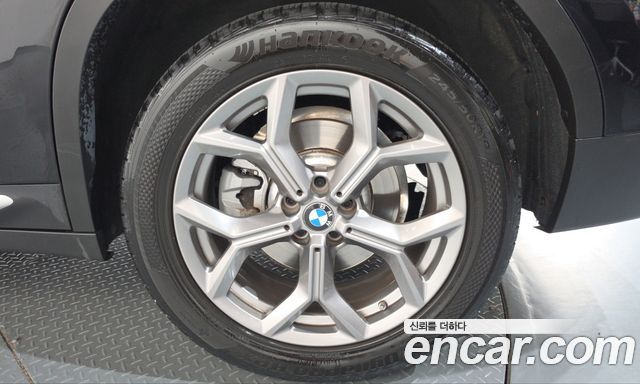 BMW X4 (G02) xDrive20i xLine 2022 — фото 27