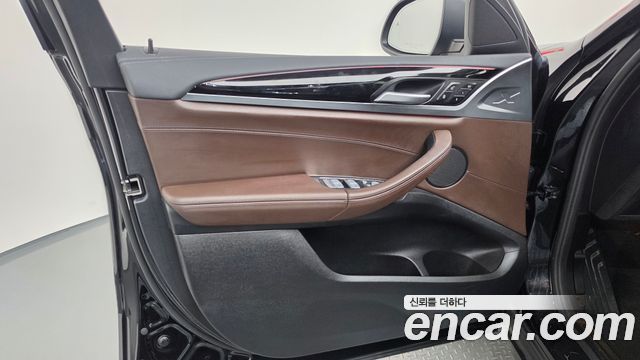 BMW X4 (G02) xDrive20i xLine 2022 — фото 30