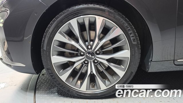 Kia K8 2.5 Gasoline 2WD Noblesse 2022 — фото 5