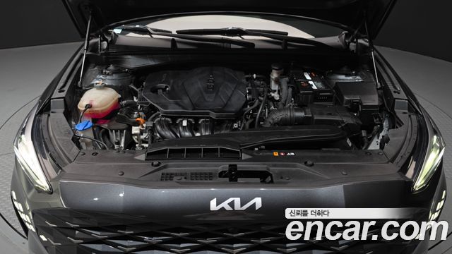Kia K8 2.5 Gasoline 2WD Noblesse 2022 — фото 6