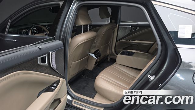 Kia K8 2.5 Gasoline 2WD Noblesse 2022 — фото 12