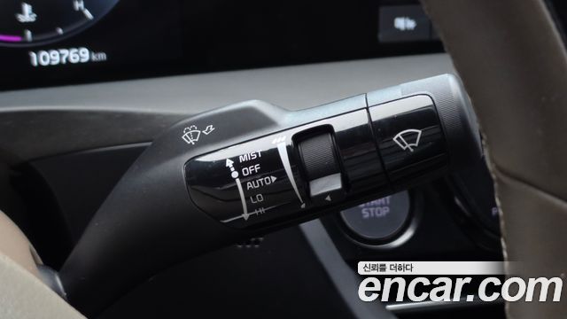 Kia K8 2.5 Gasoline 2WD Noblesse 2022 — фото 19