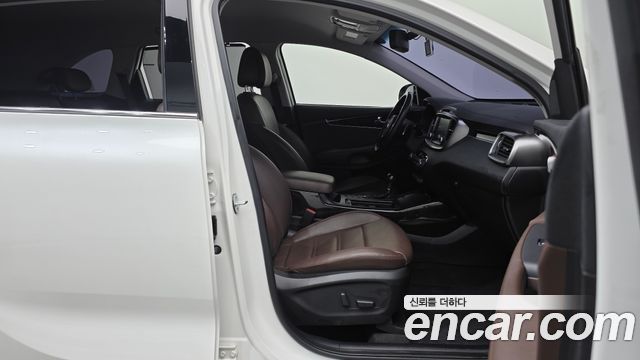 Kia Sorento Diesel 2.0 2WD Noblesse 2017 — фото 11