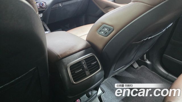 Kia Sorento Diesel 2.0 2WD Noblesse 2017 — фото 18