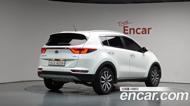Kia Sportage (IV) Diesel 1.7 2wd Noblesse 2018 — фото 2
