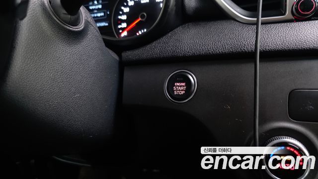 Kia Sportage (IV) Diesel 1.7 2wd Noblesse 2018 — фото 28