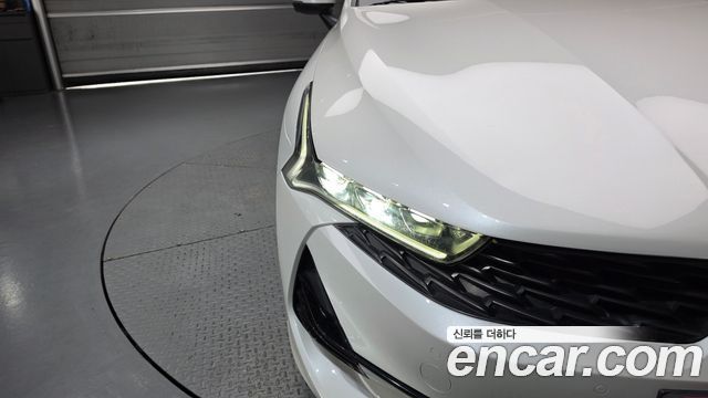 Kia K5 (III) 2.0 Noblesse 2020 — фото 22