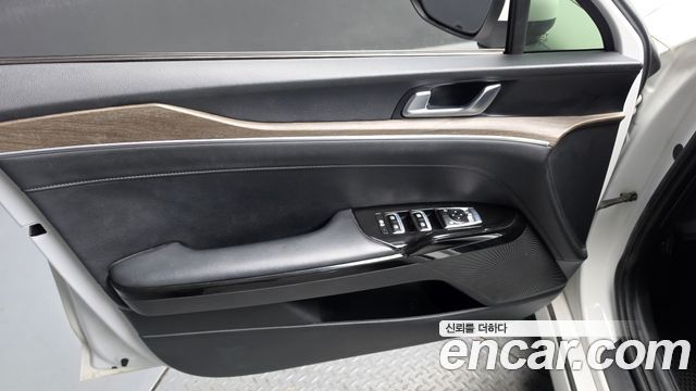 Kia K5 (III) 2.0 Noblesse 2020 — фото 24