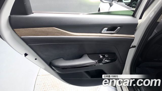 Kia K5 (III) 2.0 Noblesse 2020 — фото 25