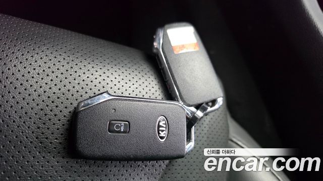 Kia K5 (III) 2.0 Noblesse 2020 — фото 27