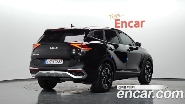 Kia Sportage (V) Diesel 2.0 2WD Trendy 2023 — фото 2