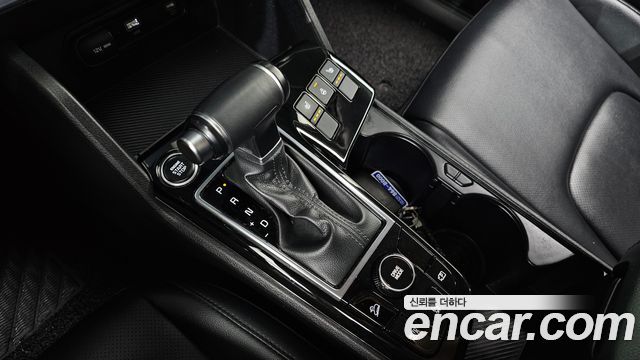 Kia Sportage (V) Diesel 2.0 2WD Trendy 2023 — фото 9