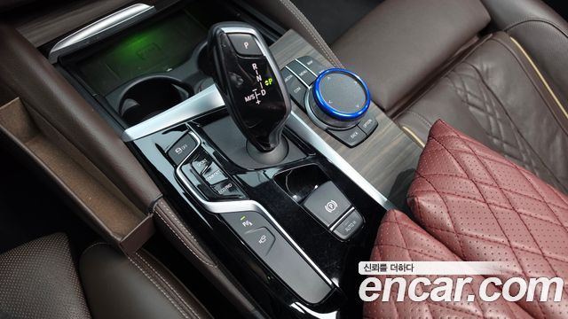 BMW 5 Series (G30) 530i xDrive M Sport Package Plus 2020 — фото 9