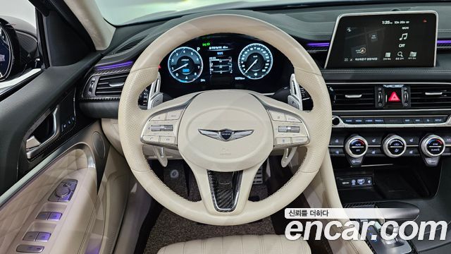 Genesis G70 3.3T Sport Prestige 2020 — фото 13