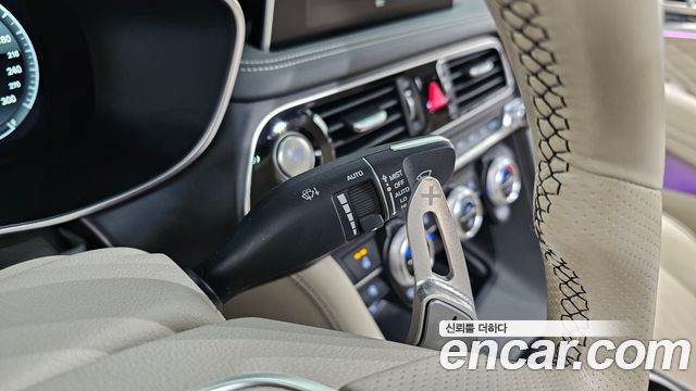 Genesis G70 3.3T Sport Prestige 2020 — фото 30