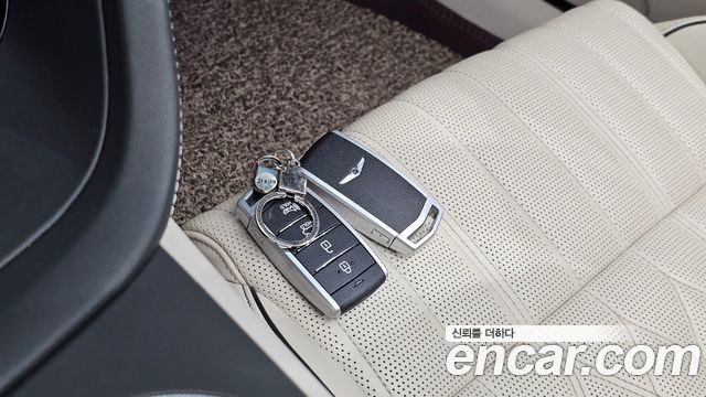Genesis G70 3.3T Sport Prestige 2020 — фото 39