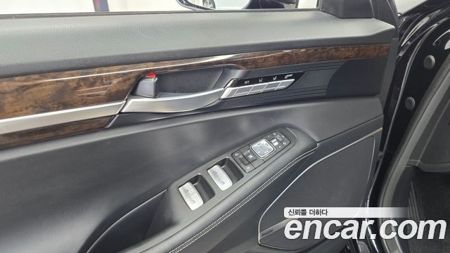 Genesis G90 3.8 AWD Premium Luxury 2020 — фото 30