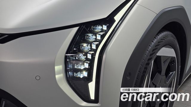 Kia EV4 Standard 2WD Earth 2026 — фото 22