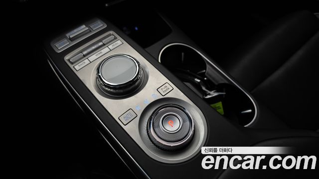Genesis GV70 2.5T Gasoline 2WD 2023 — фото 9