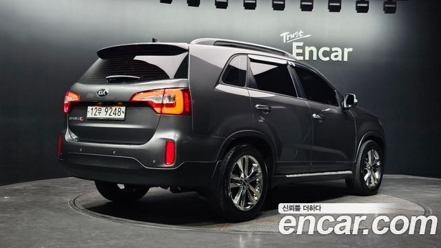 Kia Sorento R Diesel 2.0 2WD Prestige 2014 — фото 2