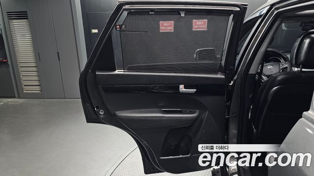 Kia Sorento R Diesel 2.0 2WD Prestige 2014 — фото 25