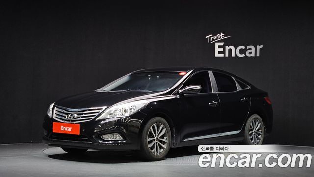 Hyundai Grandeur (HG) HG240 Luxury
