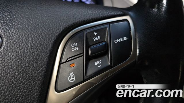Hyundai Grandeur (HG) HG240 Luxury 2012 — фото 17
