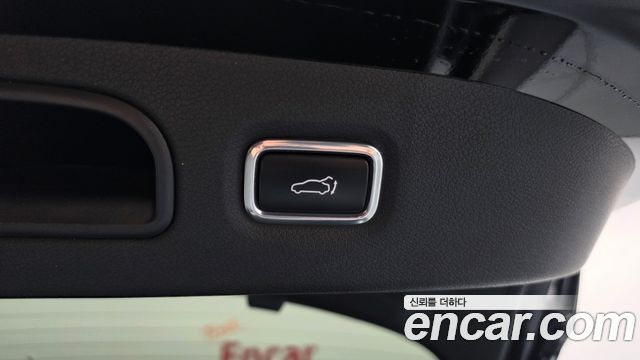 Kia Stinger 3.3 Turbo AWD GT 2018 — фото 22