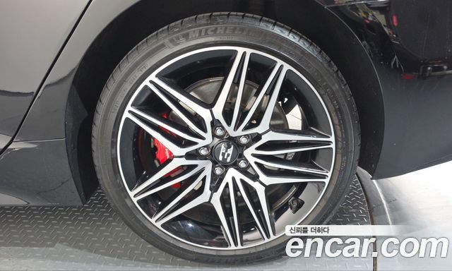 Kia Stinger 3.3 Turbo AWD GT 2018 — фото 27