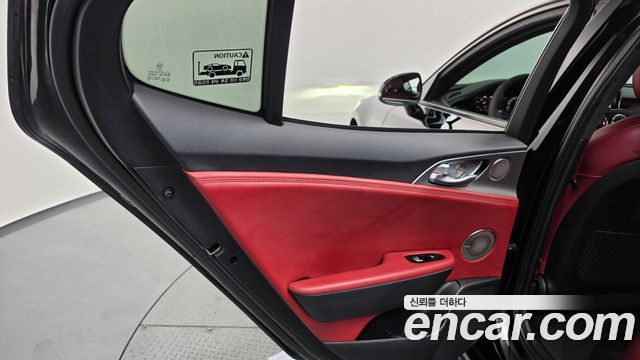 Kia Stinger 3.3 Turbo AWD GT 2018 — фото 31