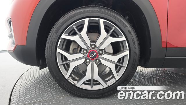 Kia Seltos Diesel 1.6 4WD Noblesse 2020 — фото 5