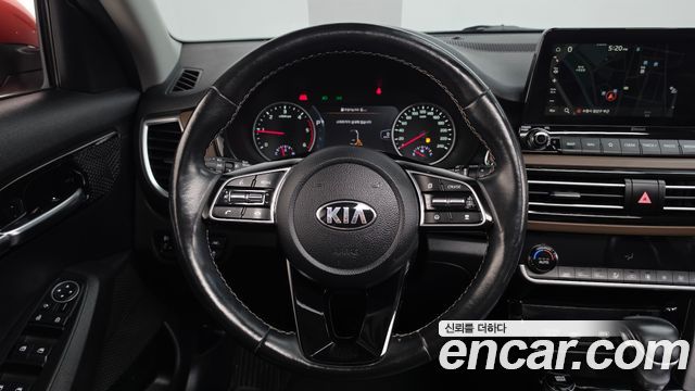 Kia Seltos Diesel 1.6 4WD Noblesse 2020 — фото 13