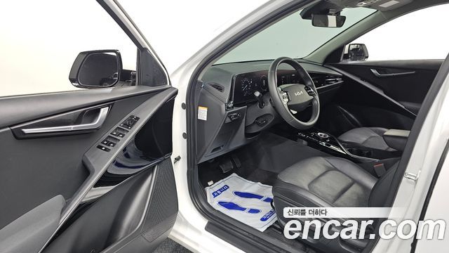Kia Niro EV Air 2023 — фото 10