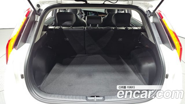 Kia Niro EV Air 2023 — фото 16
