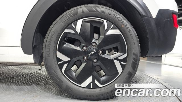 Kia Niro EV Air 2023 — фото 21