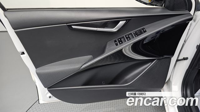 Kia Niro EV Air 2023 — фото 24