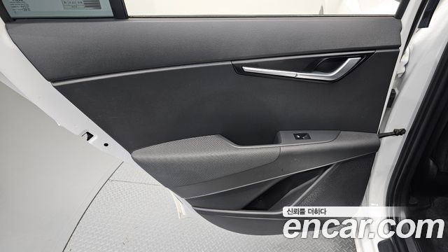Kia Niro EV Air 2023 — фото 25