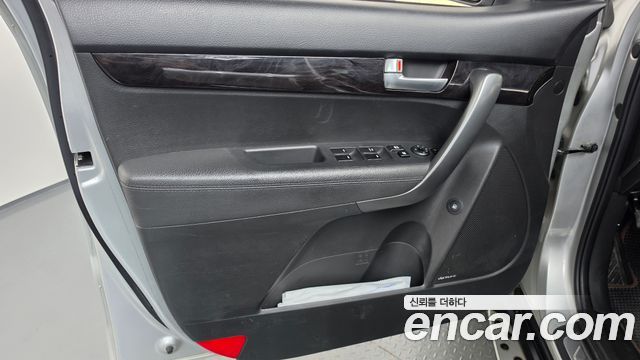 Kia Sorento R Diesel 2.0 2WD TLX Special 2013 — фото 24