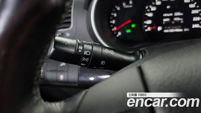 Kia Sorento R Diesel 2.0 2WD TLX Special 2013 — фото 33
