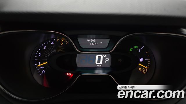Renault Korea QM3 RE 2014 — фото 8