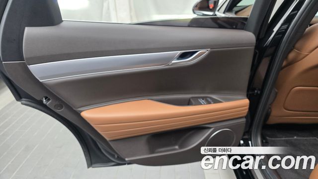 Genesis G80 (RG3) Gasoline 2.5 Turbo AWD 2022 — фото 25