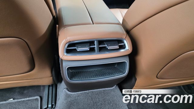 Genesis G80 (RG3) Gasoline 2.5 Turbo AWD 2022 — фото 32
